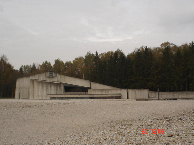 Mnich (30)