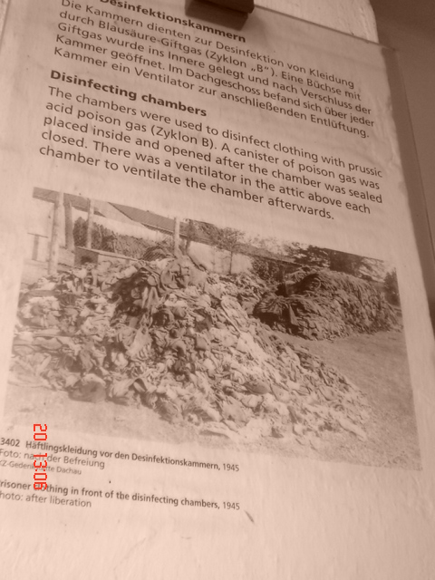 Mnich (48)